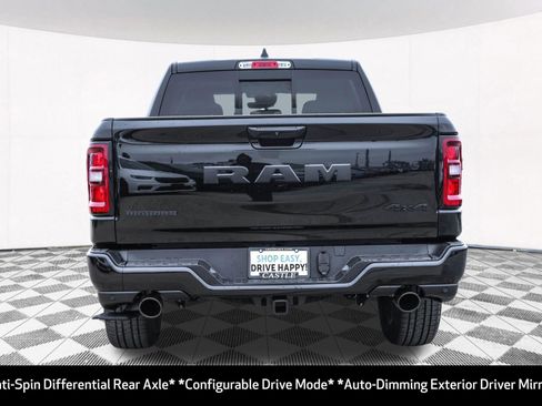 New 2026 RAM 1500 4x4 Crew Cab image 17