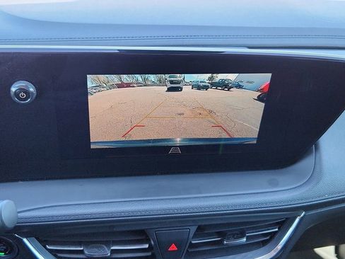 Used 2024 Buick Encore GX Sport Touring image 27