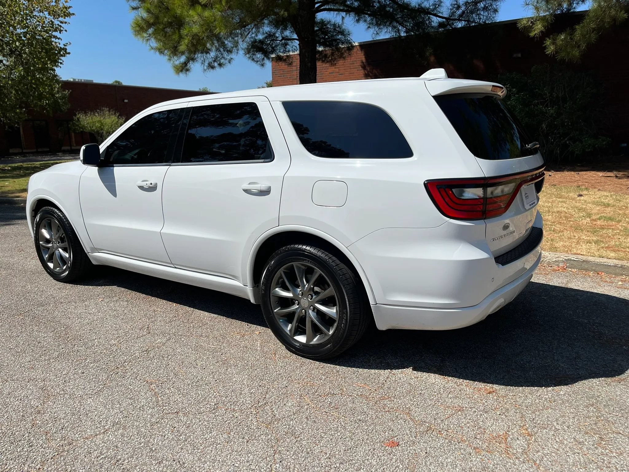 Used 2017 Dodge Durango GT w/ Nav & Power Liftgate Group RWD image 3