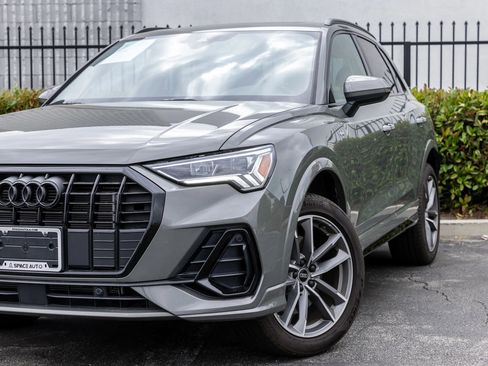 Used 2024 Audi Q3 2.0T Premium w/ Convenience Package AWD/4WD image 35