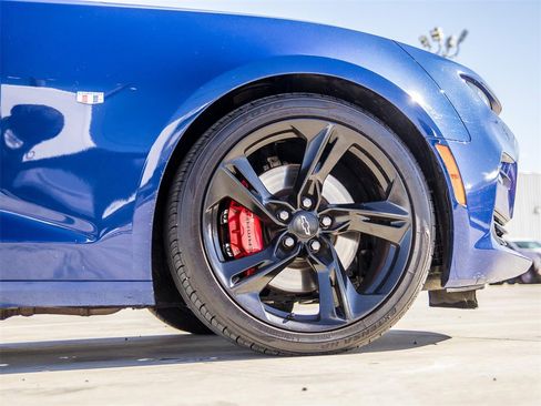 Used 2020 Chevrolet Camaro SS image 7
