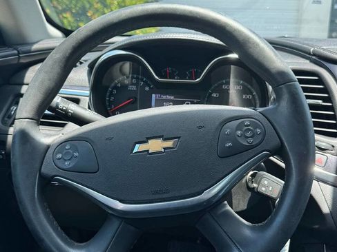 Used 2016 Chevrolet Impala LT FWD image 14