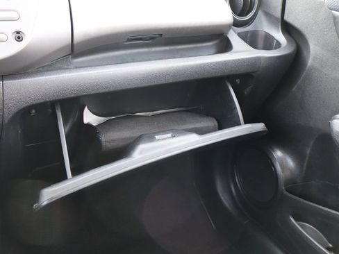 Used 2010 Honda Fit Sport image 35