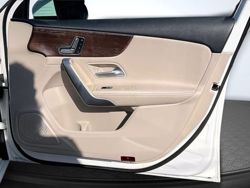 Used 2019 Mercedes-Benz A 220 image 24