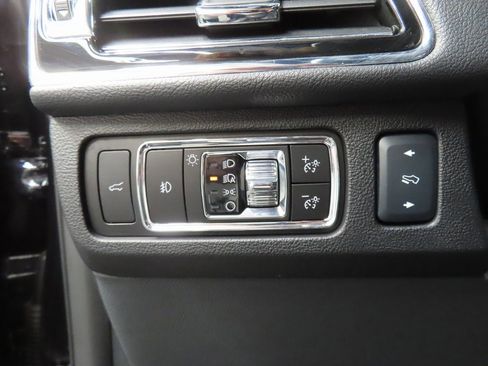 Used 2024 Lincoln Navigator L Reserve w/ Equipment Group 201A image 44