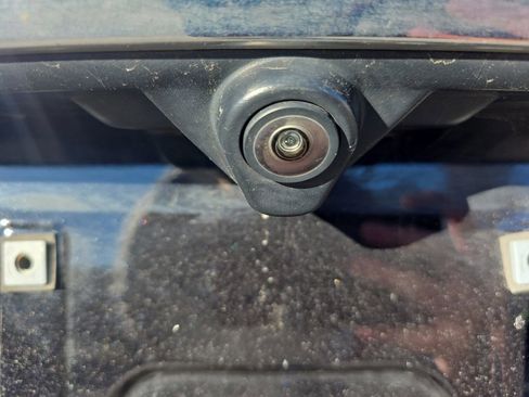 Used 2022 Lincoln Corsair AWD w/ Equipment Group 101A image 17