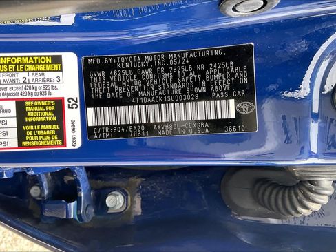 Used 2025 Toyota Camry SE FWD image 34