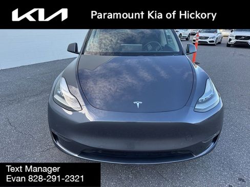Used 2022 Tesla Model Y Long Range image 2