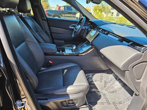 Used 2025 Land Rover Range Rover Velar Dynamic SE image 33