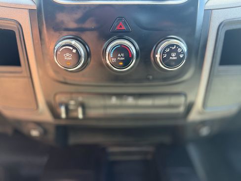 Used 2016 RAM 2500 Tradesman w/ Chrome Appearance Group AWD/4WD image 35