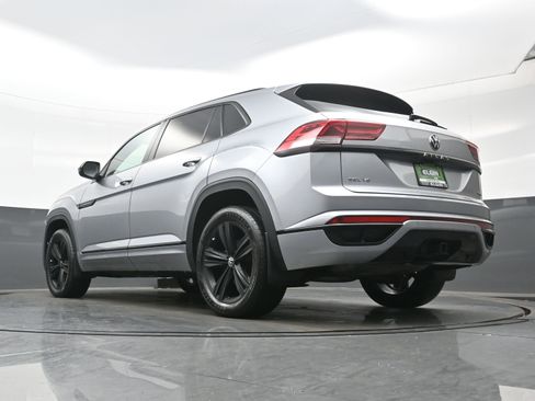 Used 2023 Volkswagen Atlas Cross Sport SEL R-Line image 29