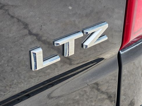 Used 2023 Chevrolet Silverado 1500 LTZ AWD/4WD image 29