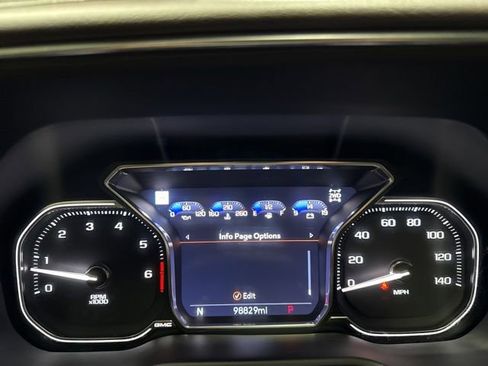 Used 2021 GMC Yukon XL Denali AWD/4WD image 9