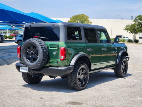 Used 2025 Ford Bronco Big Bend w/ Black Diamond Package AWD/4WD image 5