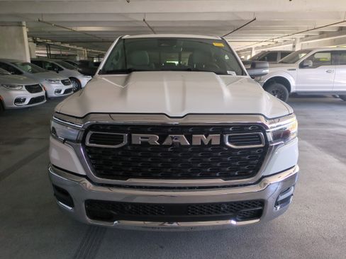 New 2026 RAM 1500 Big Horn AWD/4WD image 3