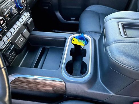 Used 2021 Chevrolet Silverado 1500 LT Trail Boss w/ Convenience Package II image 20