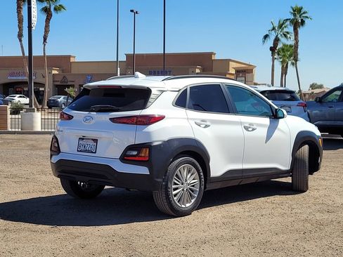 Used 2021 Hyundai Kona SEL Plus FWD image 4