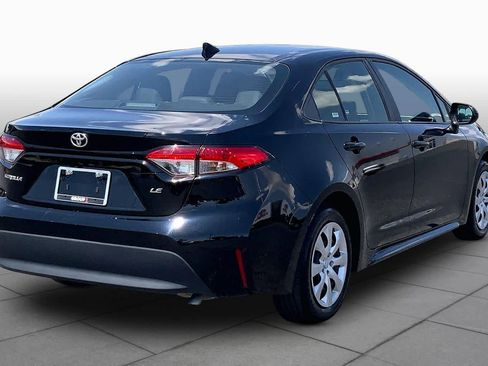 Used 2025 Toyota Corolla LE FWD image 13