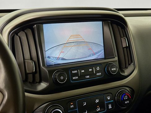 Used 2016 Chevrolet Colorado Z71 AWD/4WD image 15