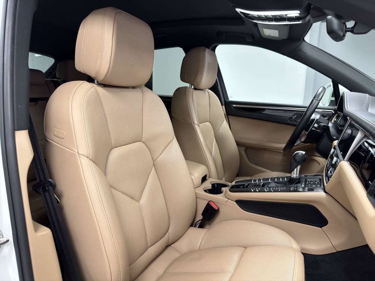 Used 2019 Porsche Macan S w/ Premium Package Plus AWD/4WD image 12