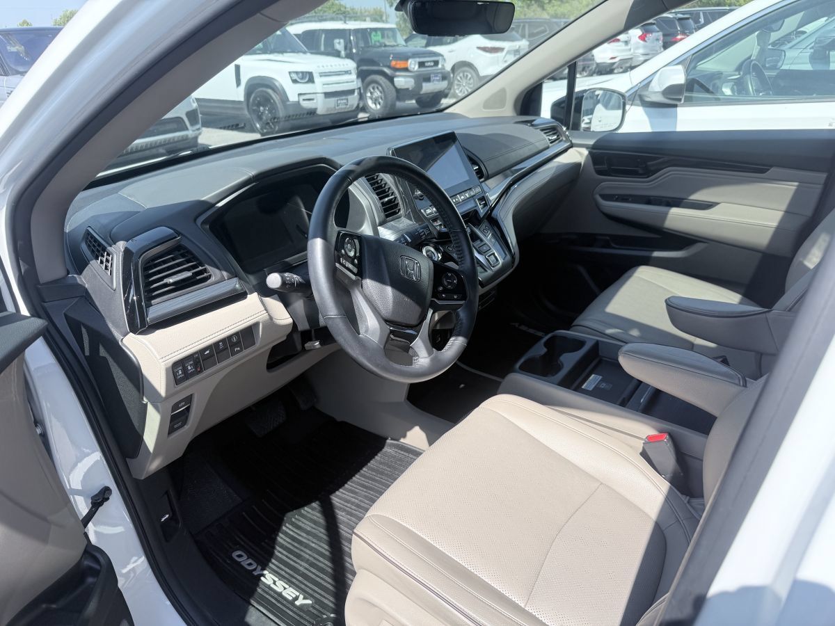 Used 2021 Honda Odyssey Elite image 9