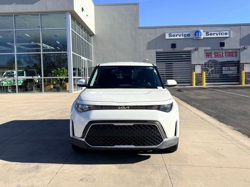 Used 2023 Kia Soul LX w/ Option Group 015 image 4