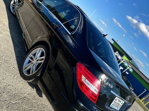 Used 2014 Mercedes-Benz C 250 Sedan image 17