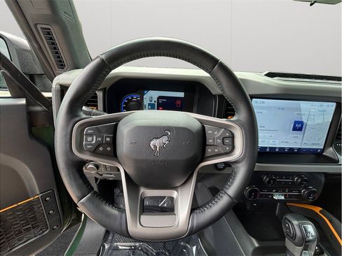 Used 2022 Ford Bronco Badlands w/ Sasquatch Package AWD/4WD image 25