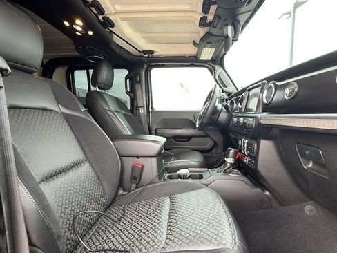 Used 2020 Jeep Gladiator Rubicon AWD/4WD image 13