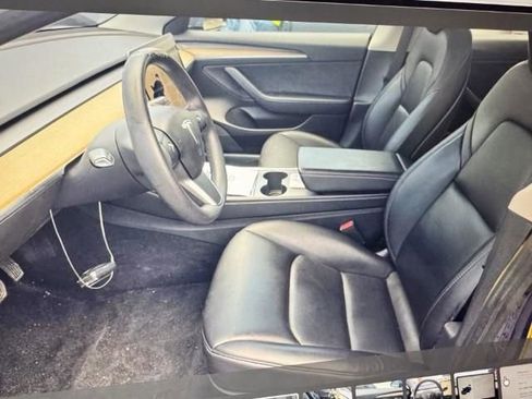 Used 2022 Tesla Model 3 Long Range AWD/4WD image 7