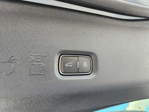 New 2025 Ford Expedition Platinum w/ Stealth Performance Package image 31