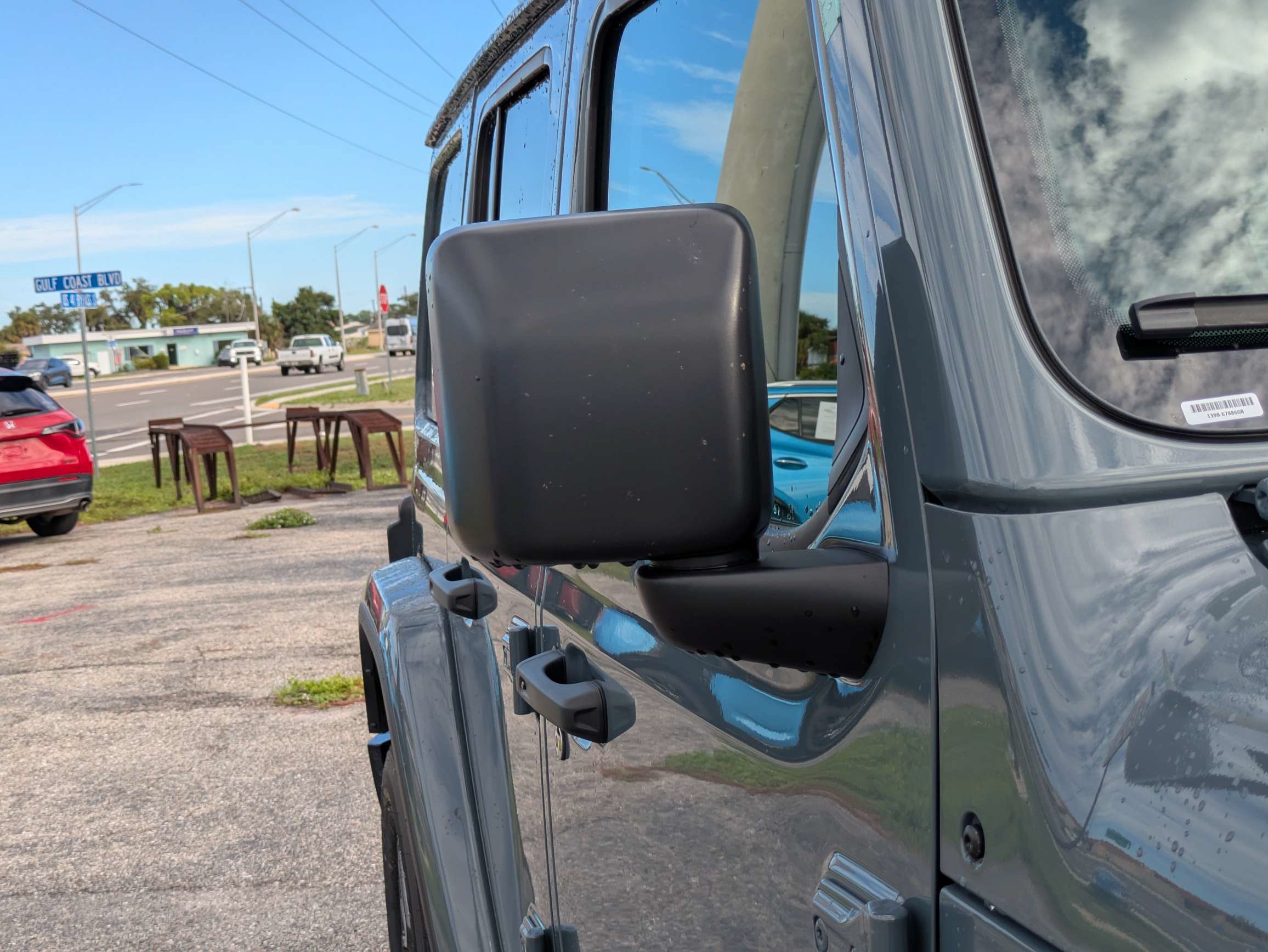 Used 2026 Jeep Wrangler Unlimited Sahara AWD/4WD image 12