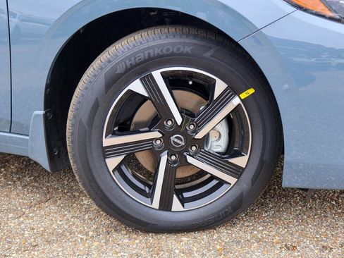 New 2025 Nissan Sentra SV image 16