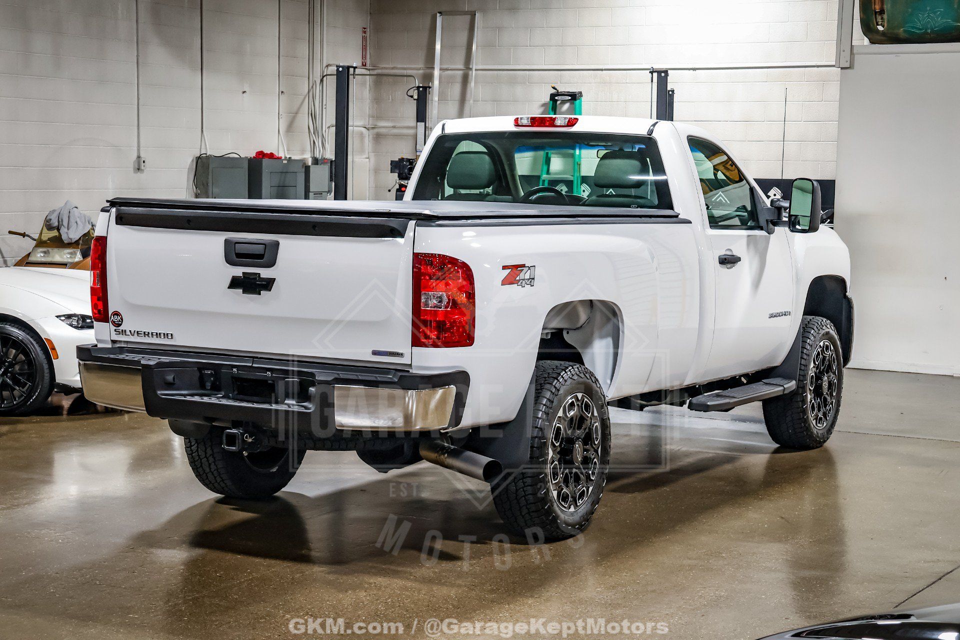 Used 2008 Chevrolet Silverado 3500 W/T AWD/4WD image 8
