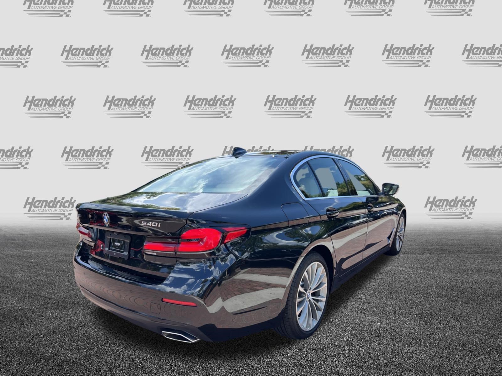 Certified 2023 BMW 540i xDrive w/ Premium Package AWD/4WD image 10