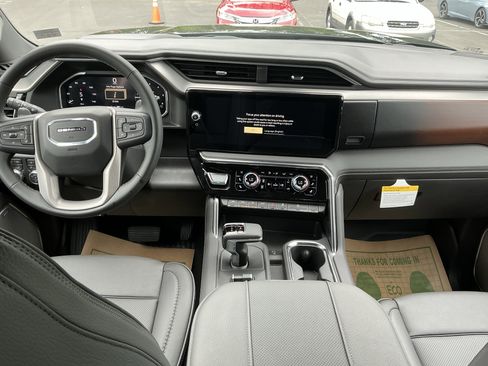 New 2026 GMC Sierra 1500 Denali w/ Denali Reserve Package AWD/4WD image 11