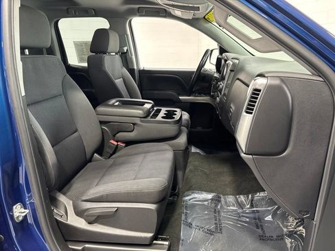 Used 2018 Chevrolet Silverado 1500 LT w/ Trailering Package AWD/4WD image 10