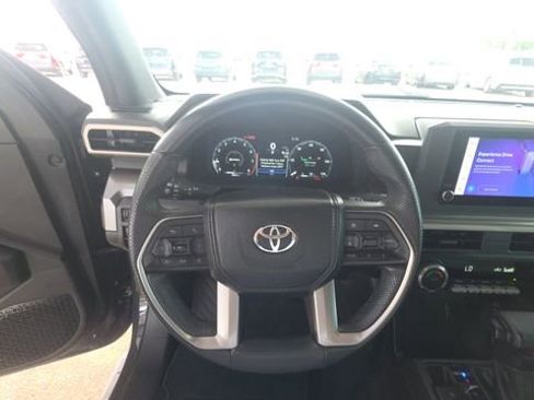 Used 2024 Toyota Tacoma TRD Sport RWD image 24