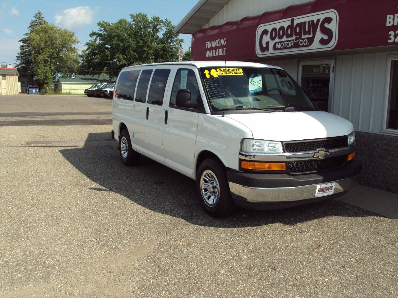Used 2014 Chevrolet Express 1500 LT w/ LT Preferred Equipment Group AWD/4WD image 2