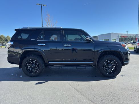 Certified 2022 Toyota 4Runner Limited AWD/4WD image 2