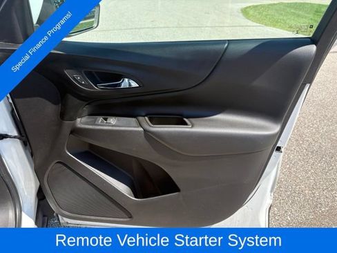 Used 2019 Chevrolet Equinox LT w/ Driver Convenience Package FWD image 29