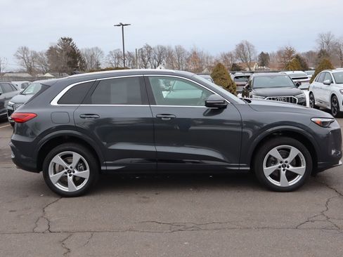 Used 2025 Audi Q5 Premium Plus w/ Premium Plus image 4