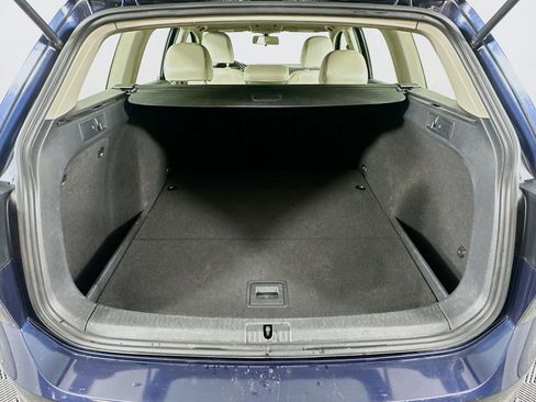 Used 2016 Volkswagen Golf Limited Edition image 28