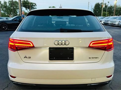 Used 2018 Audi A3 e-tron Premium image 13