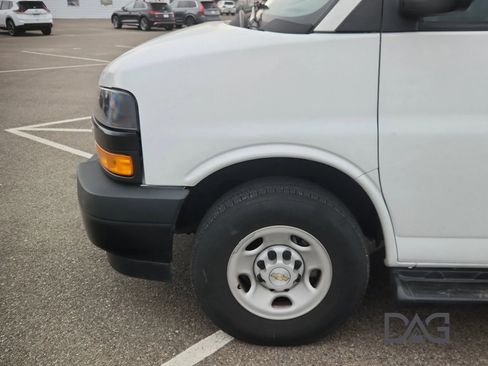 Used 2023 Chevrolet Express 3500 LS image 9