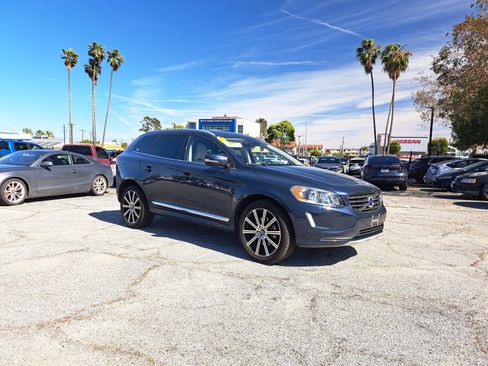 Used 2015 Volvo XC60 T5 Premier w/ Protection Package image 2