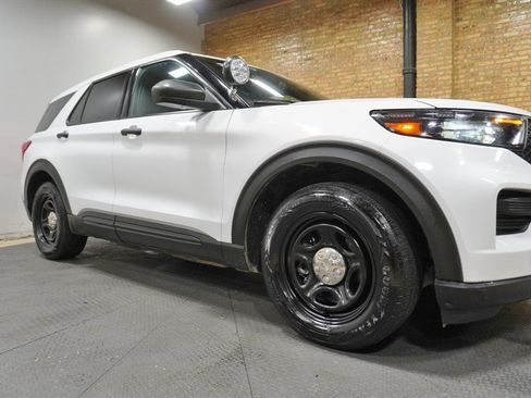 Used 2021 Ford Explorer 4WD Police Interceptor w/ Ready For The Road Package image 8
