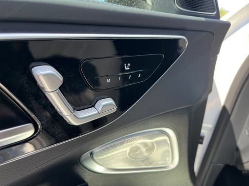 Certified 2026 Mercedes-Benz C 300 4MATIC Sedan image 18