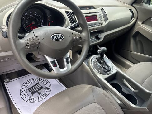 Used 2012 Kia Sportage LX AWD/4WD image 15
