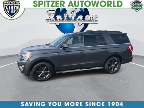 Used 2018 Ford Expedition XLT w/ Equipment Group 202A AWD/4WD image 6